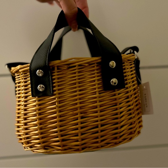 Handbags - BRAND NEW - Two way wicker basket